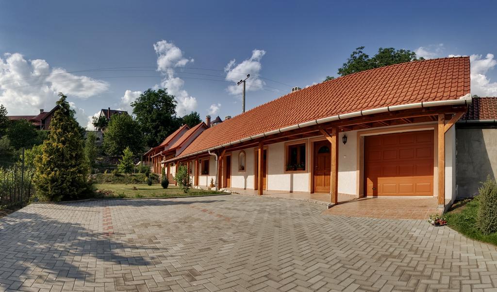 Nyitott Kapu Vendégház Felsőtárkány Exterior foto
