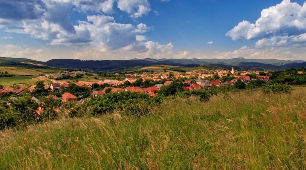 Nyitott Kapu Vendégház Felsőtárkány Exterior foto
